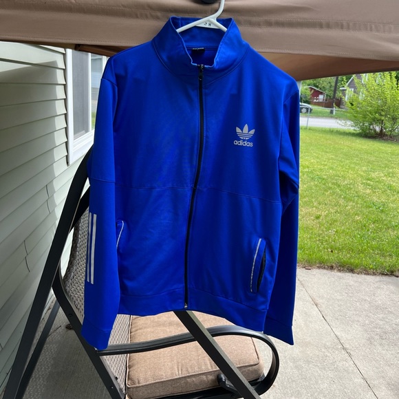 ADIDAS - Picture 3 of 9